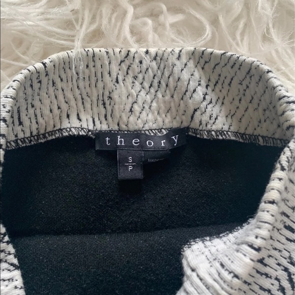 Theory mock neck sweater - Picture 8 of 8